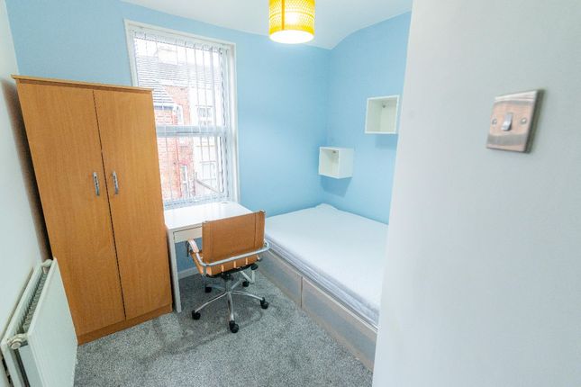 79 Adelaide Road, Liverpool photo 3
