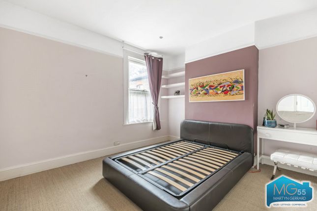 Maisonette to rent in Sedgemere Avenue, East Finchley, London