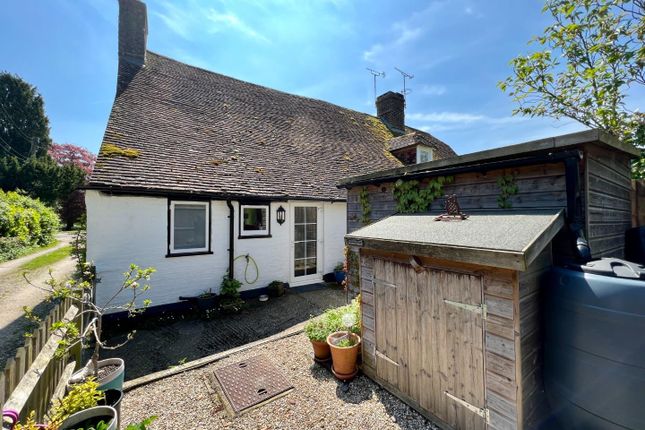 Cottage for sale in Warehorne, Ashford