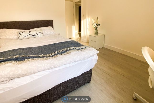 Flat   Balmoral Road, Flat  Balmoral Road Kensington, Liverpool photo 5