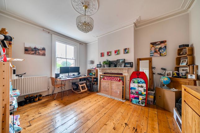 44 Newton Road, Faversham photo 4