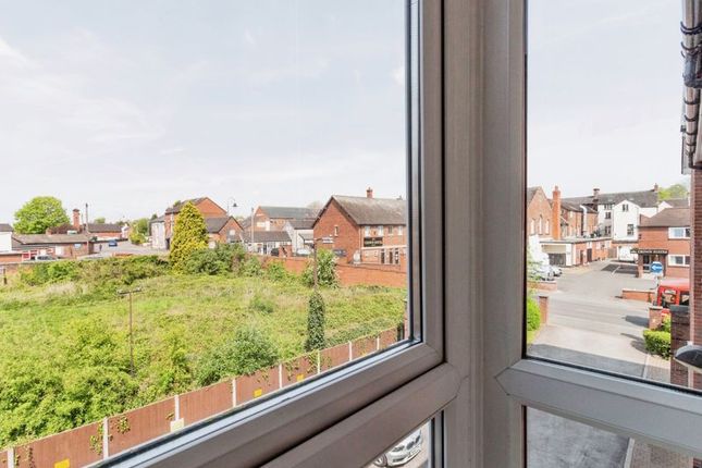 Flat for sale in Joules Court, Stone