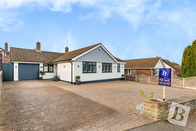 Thumbnail Bungalow for sale in Green Walk, Ongar, Essex