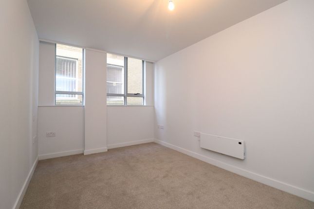 Flat 4, Beatrice Webb House 75-81 Eastgate Street, Gloucester photo 5