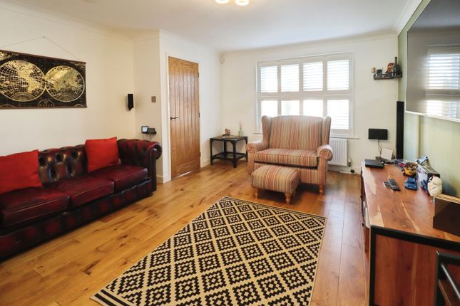 Kenyon Close, Lincoln photo 3