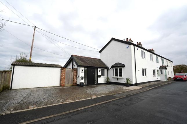 Thumbnail Cottage for sale in Clay Lane, Hale, Altrincham