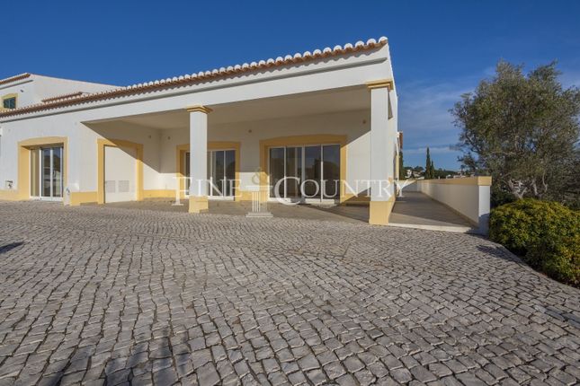 Thumbnail Commercial property for sale in Carvoeiro, Algarve, Portugal