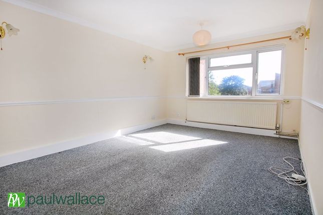 26, Slipe Lane, Broxbourne photo 3