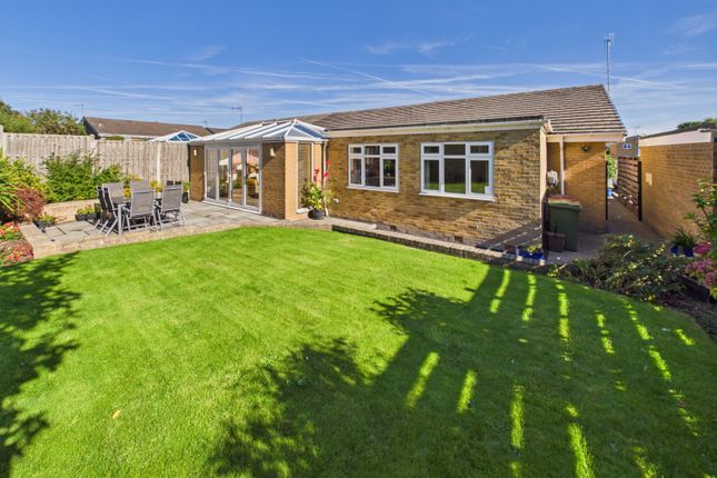 14, Hawkshead Avenue, Dronfield photo 2