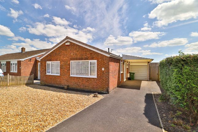 Thumbnail Bungalow for sale in Pedlars Grove, Frome