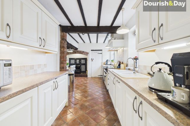 Brook Cottage Old Rickerscote Lane, Stafford photo 2