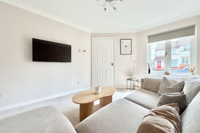 5, Greenacre Road, Bonnybridge photo 4