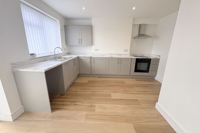 39, Compass Street, Swansea photo 2