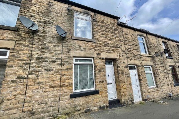 Thumbnail Terraced house to rent in Lydgate Lane, Sheffield