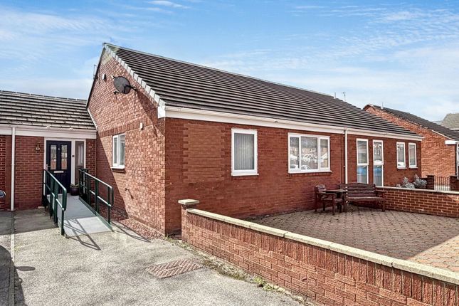 6, Mayfield Gardens, Jarrow photo 2