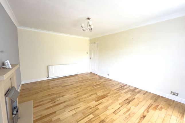 90 Mirlaw Road, Cramlington photo 4