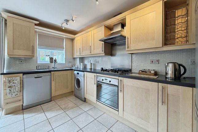 92, Mountbatten Way, Chilwell photo 3