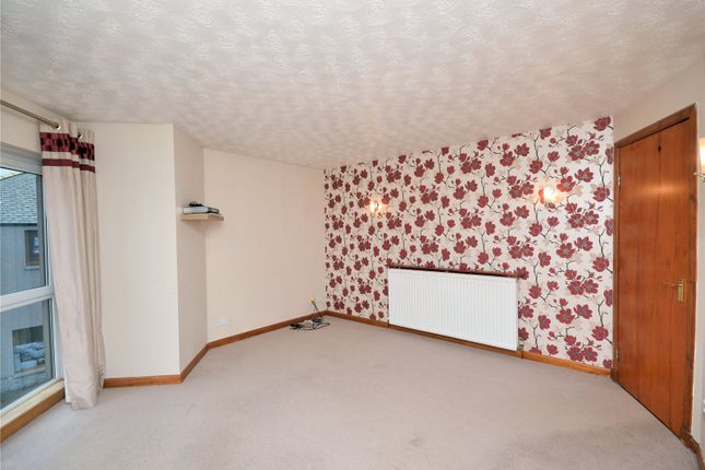 2A, Falconer Place, Inverurie photo 2