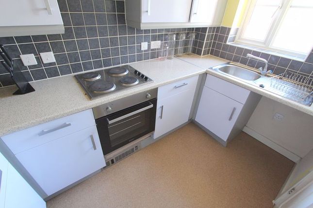 99 Saddlers Reach, Thornbury Road, Walsall photo 4