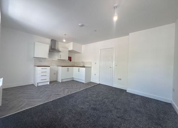 58D High Street, Rhymney photo 2