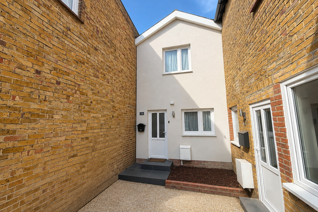 2-bed house on 174c, Margate, £1,100/mo