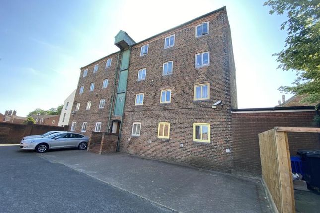 1-bed flat on 8 Harrison Warehouse, Eastgate, £35,000
