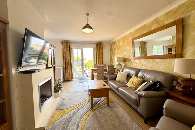 3 Caernarvon Grove, Merthyr Tydfil photo 3