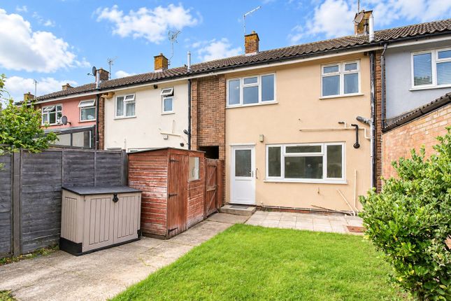 19, Groveside, Henlow photo 3