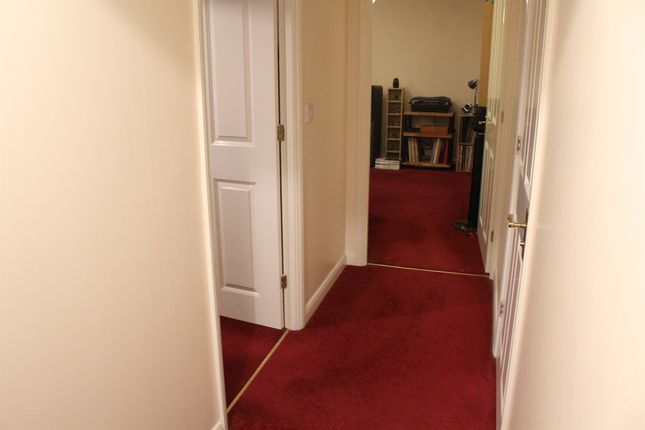 1 Bed Flat For Sale In Horace Gay Gardens Letchworth Garden City
