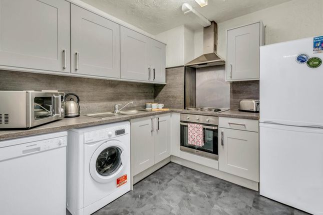 Call Us To View This 2 Bedroom In Peckham