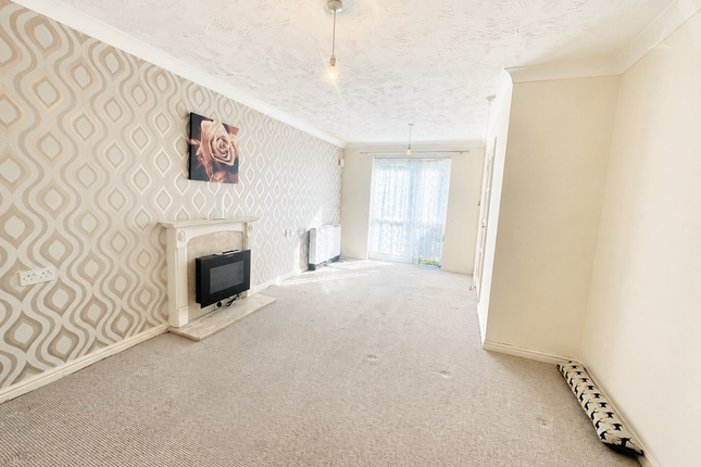 Flat 4, Birmingham photo 2