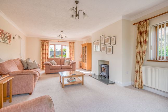 Llandre, 3 Glenfield Park, Milford Haven photo 2