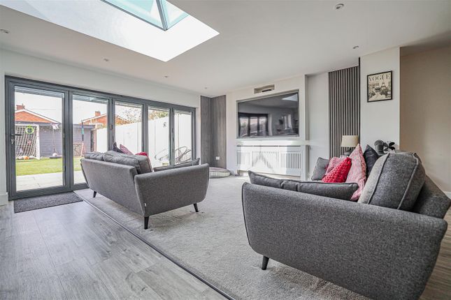 49, Hobbs Hill Road, Hemel Hempstead photo 3
