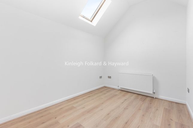Pied A Terre,, Theodore Road, London photo 3