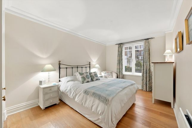 Clevedon Road, Twickenham photo 3