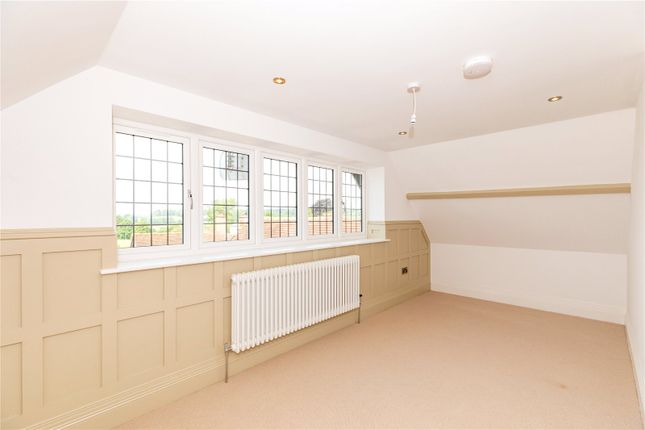 Flat for sale in High Street, Whitchurch, Aylesbury