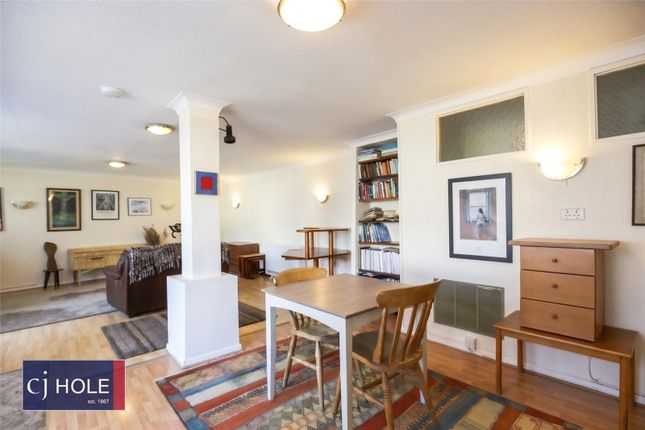26a, Eastfield, Bristol photo 3