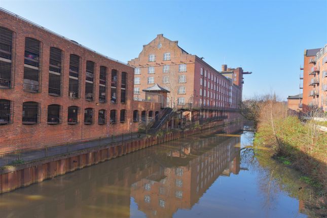 Flat to rent in Rowntree Wharf, Navigation Road, York