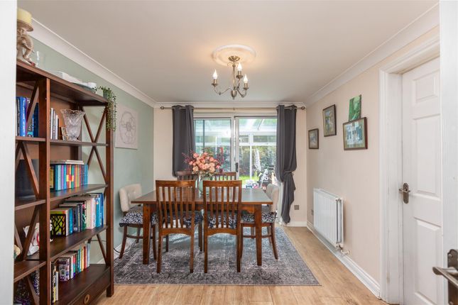 60, Heol Barcud, Swansea photo 4