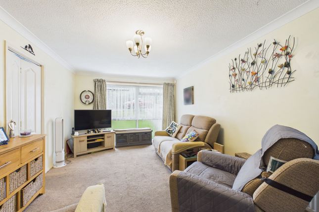 17 Meadow Park, Paignton photo 2