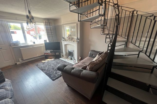 49, Pyeharps Road, Hinckley photo 3