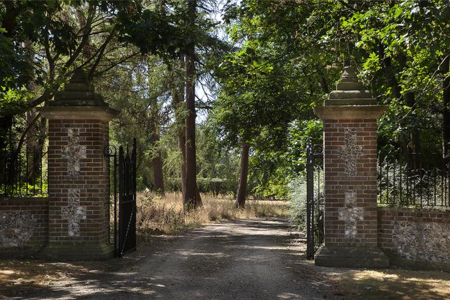 Entrance Drive