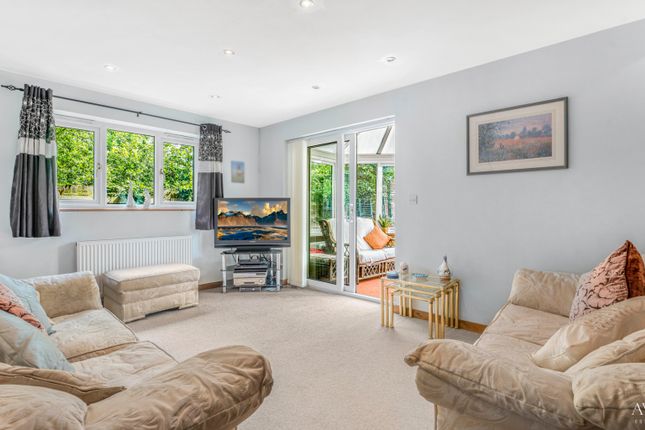 Cinnamon Cottage, Meadow Lane, Derby photo 2