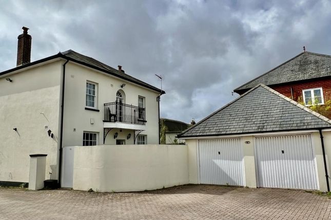 Detached house for sale in Christchurch Road, Ringwood