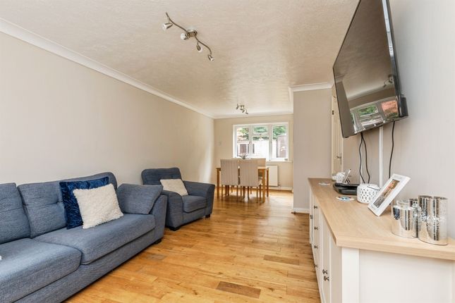 21, Harvest Way, ST. LEONARDS-ON-SEA photo 3