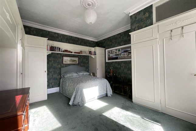 Flat 2 65 Esplanade, Esplanade, Scarborough photo 4