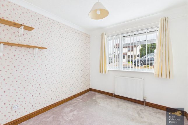 21, Lane Field Road, Devon photo 4