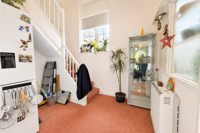 12 Castle Cottages, Water Lane, Hertford photo 4