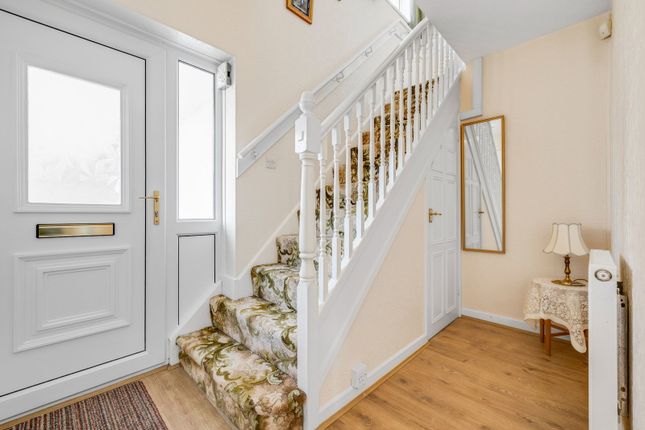 3, Gladstone Grove, Kingswinford photo 4