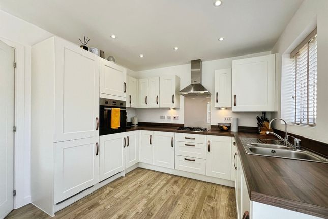 26, The Avenue, Leamington Spa photo 2